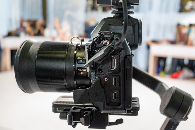 27999元的小“Z9” 尼康Z8全画幅相机新品成P&amp;E展会焦点