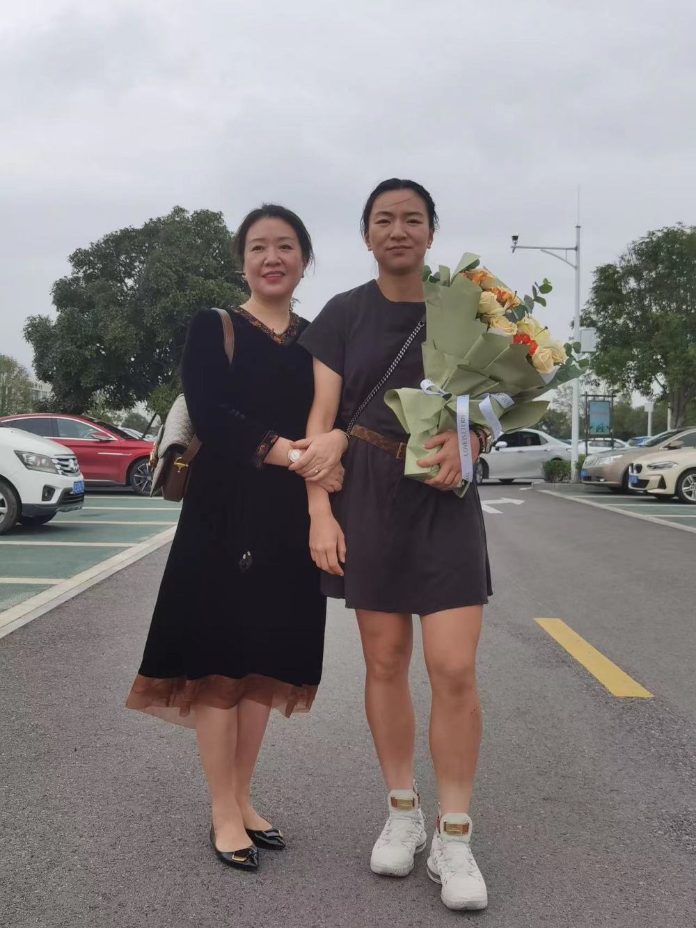 追光丨家与国 爱就大声喊