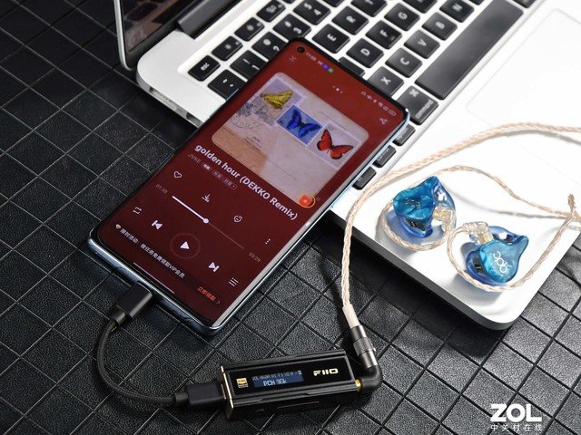 【有料评测】飞傲KA5小尾巴解码耳放:成功解锁私人音乐殿堂