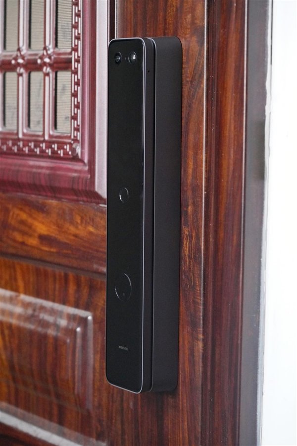 可视屏+猫眼配齐!小米智能门锁M20大屏猫眼版图赏