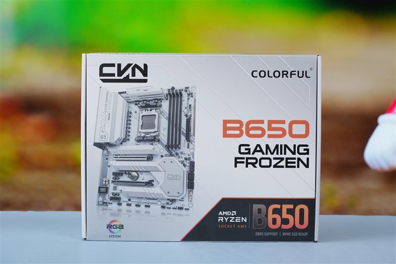 PCIe 5.0全拉满!七彩虹CVN B650 GAMING FROZEN V14评测:同价位最好的大板