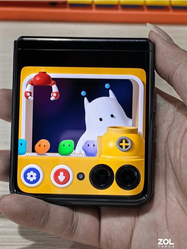 moto razr 40 Ultra全面评测 一款“不想让你打开”的折叠屏手机