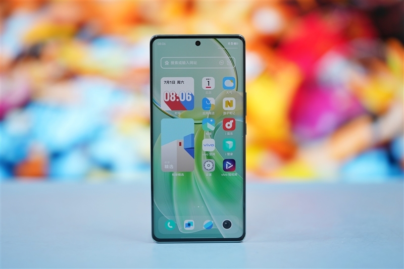 5000mAh电池轻松用一天半!vivo Y100评测:名副其实的千元高颜值续航神机