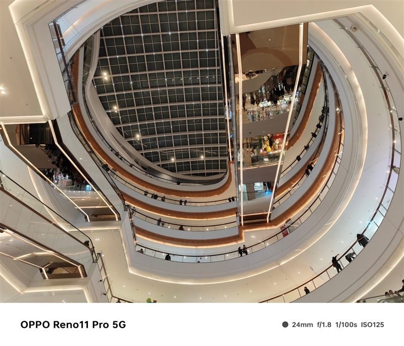 同价位唯一标配人像镜头 拍出单反级质感人像如此轻松!OPPO Reno11 Pro评测