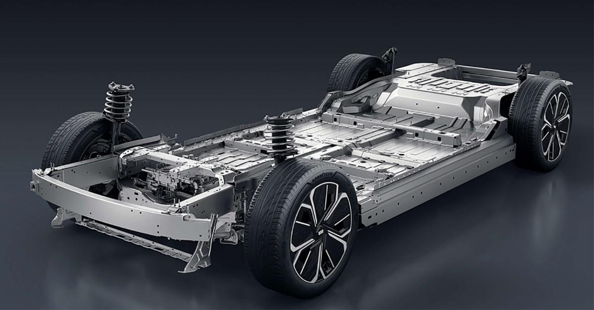 小鹏X9/银河E8/宝马i5,这三款纯电车将在1月上市,实力都不错!