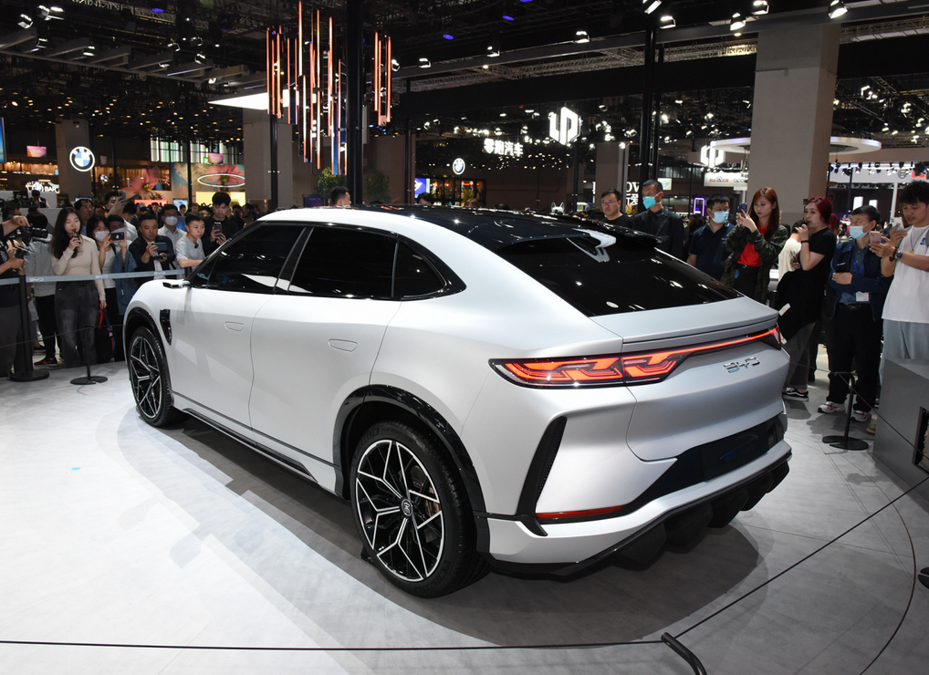 比亚迪宋L部分配置曝光 电动尾翼和无框车门 要做旗舰轿跑SUV