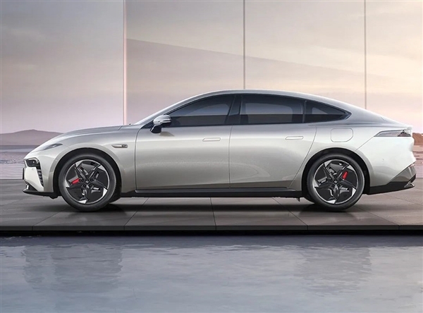 剪刀门不值钱了!东风eπ 007官图发布:增程、纯电全都有