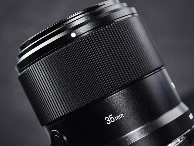 【有料评测】永诺YN35mm F2Z DF DSM评测:1799元国产全画幅自动对焦镜头