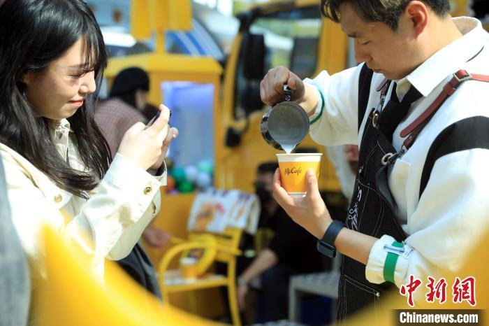 约260家咖啡品牌集体亮相上海展示各自的咖啡文化