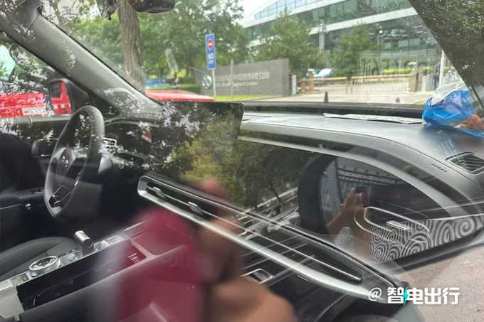 北京越野新SUV实拍或命名BJ50 搭承载式车身-图7