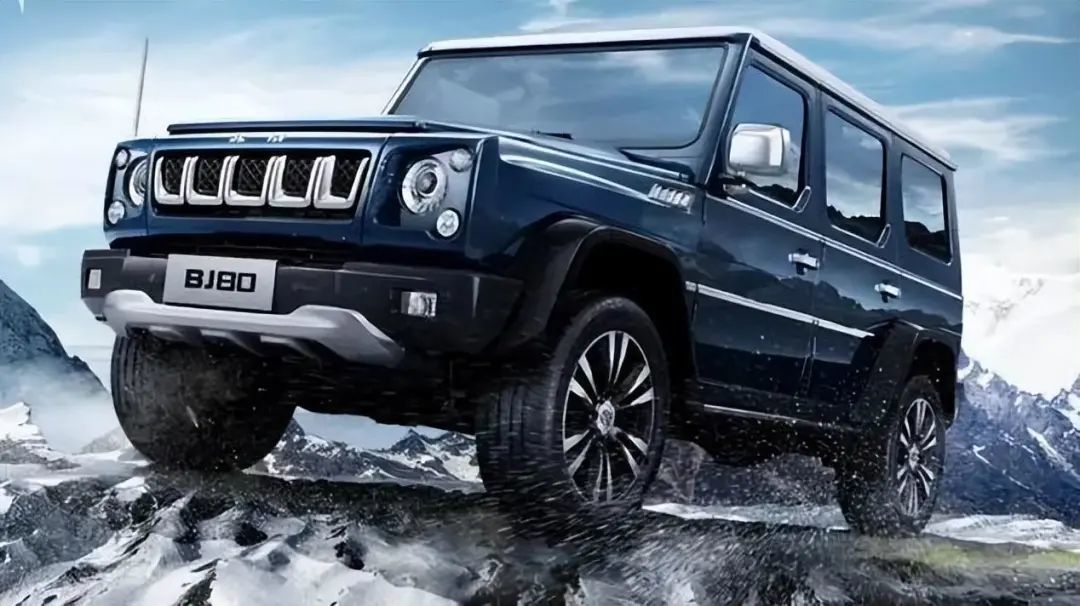 北汽bj60正式申报,外观很硬朗,背挂式备胎,搭载2.