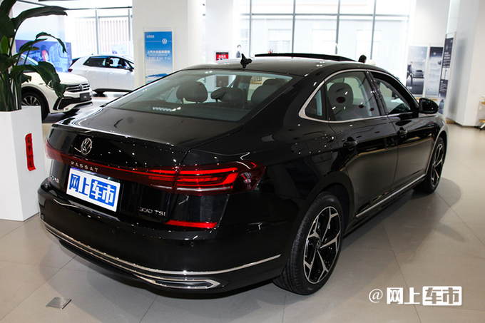 官方降价大众2024款帕萨特1819万起售多项升级