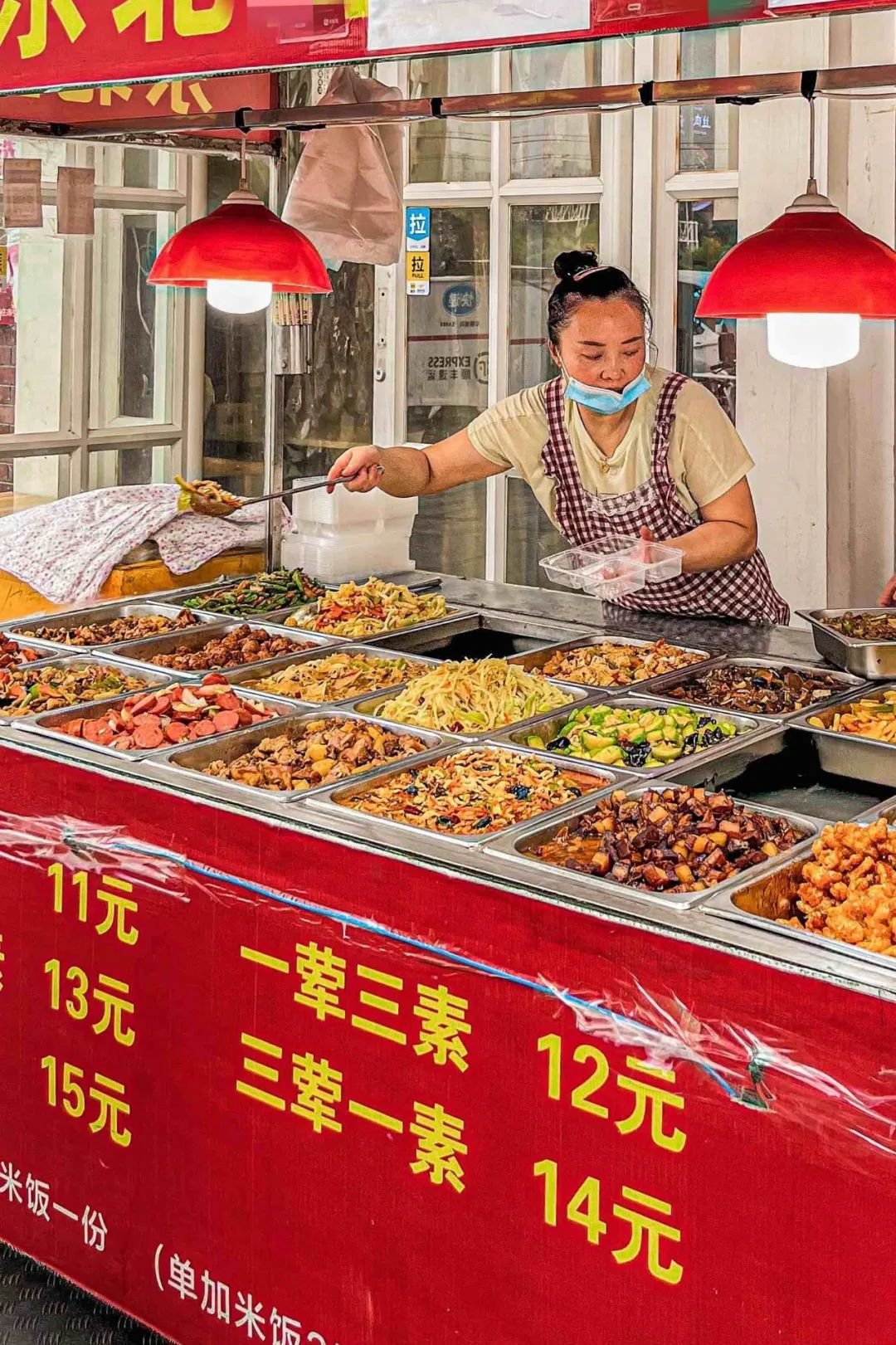 东北菜的尽头,为什么是哈尔滨盒饭?__凤凰网
