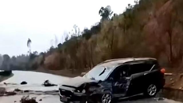 网传视频截图。