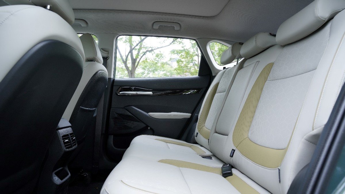 争夺年轻人的选票 实力很重要 起亚赛图斯对比本田XR-V