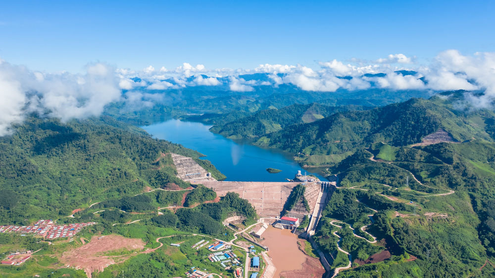 ↑这是中国电建投资建设的老挝南欧江七级电站（2021年9月6日摄）。南欧江开发没有选用高坝大库方案，而是结合当地实际设计七个梯级电站，这可以保护当地原生态、最大限度减少淹没面积。