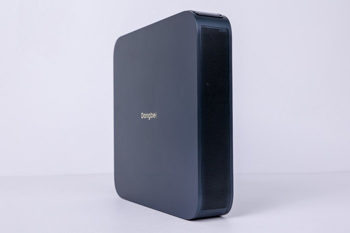 薄至一本书 小体积也能实现高亮度 当贝轻薄激光投影D5X Pro评测