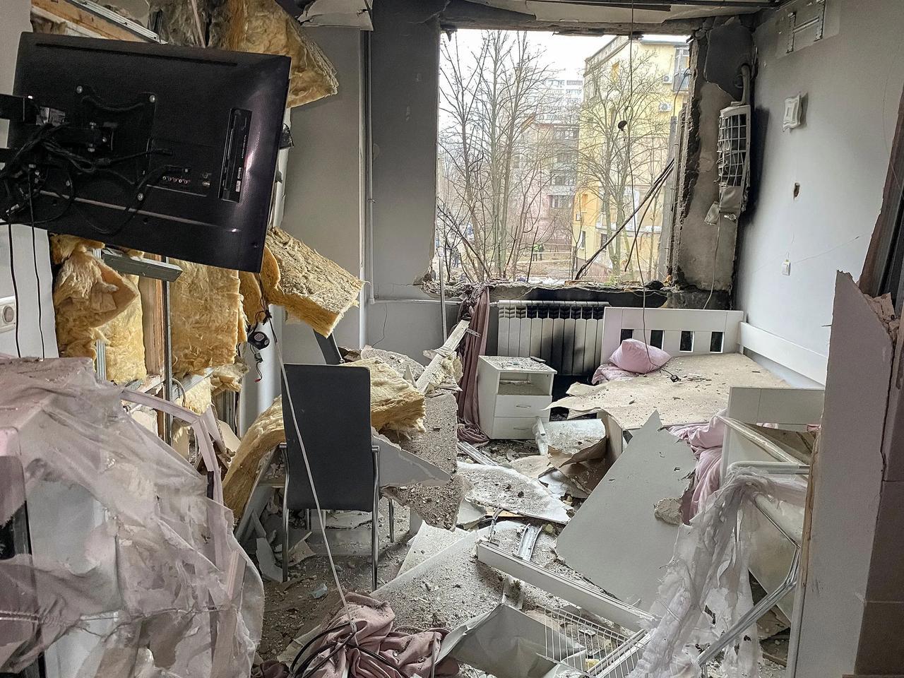 美媒:俄罗斯对乌克兰发动迄今为止最大规模空袭后,美欧表达不满并声言继