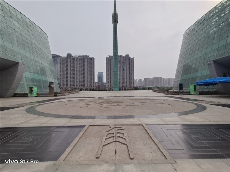 8mm机身以下我最能打!vivo S17 Pro评测:3499元轻薄手机之王