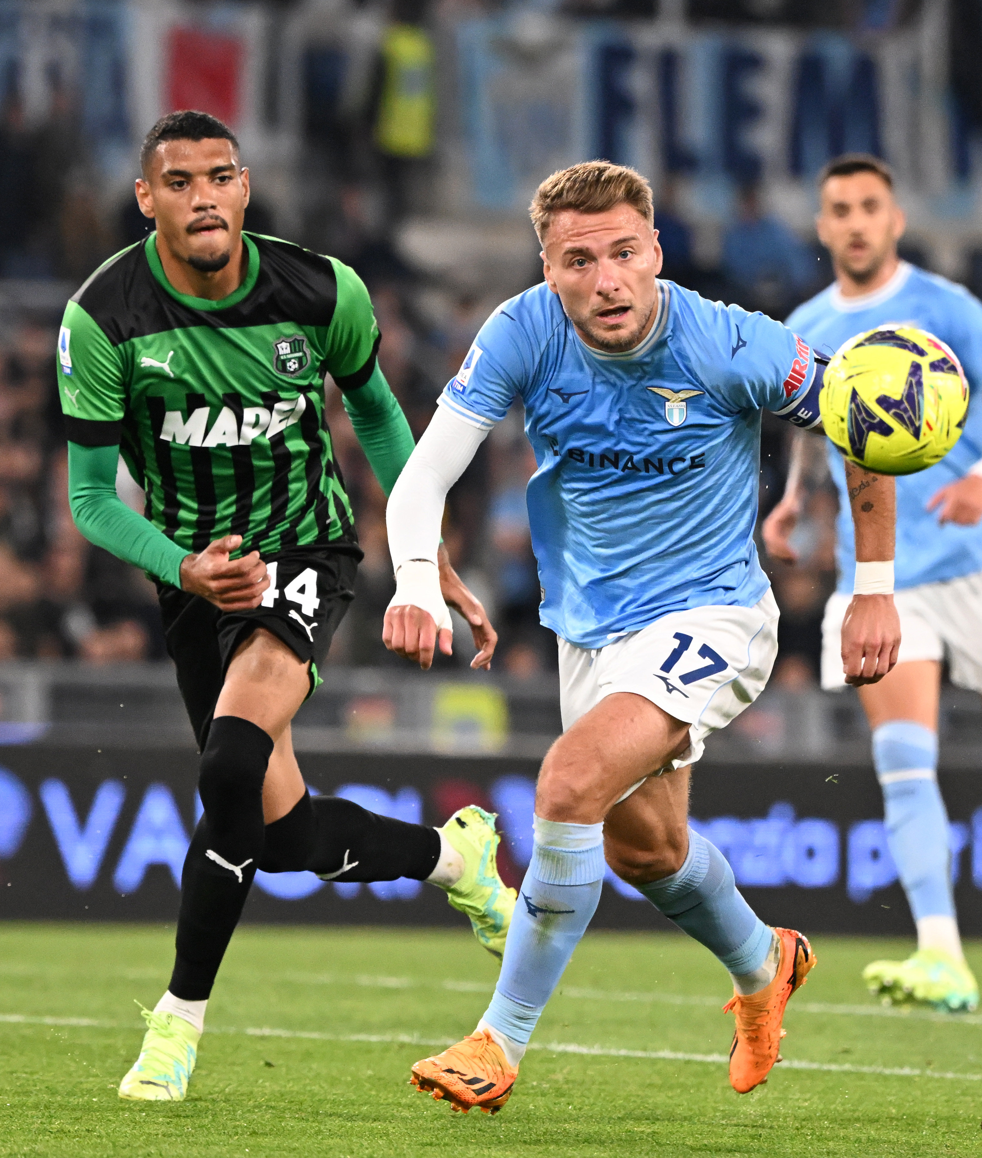 足球——意甲：拉齐奥胜萨索洛_凤凰网