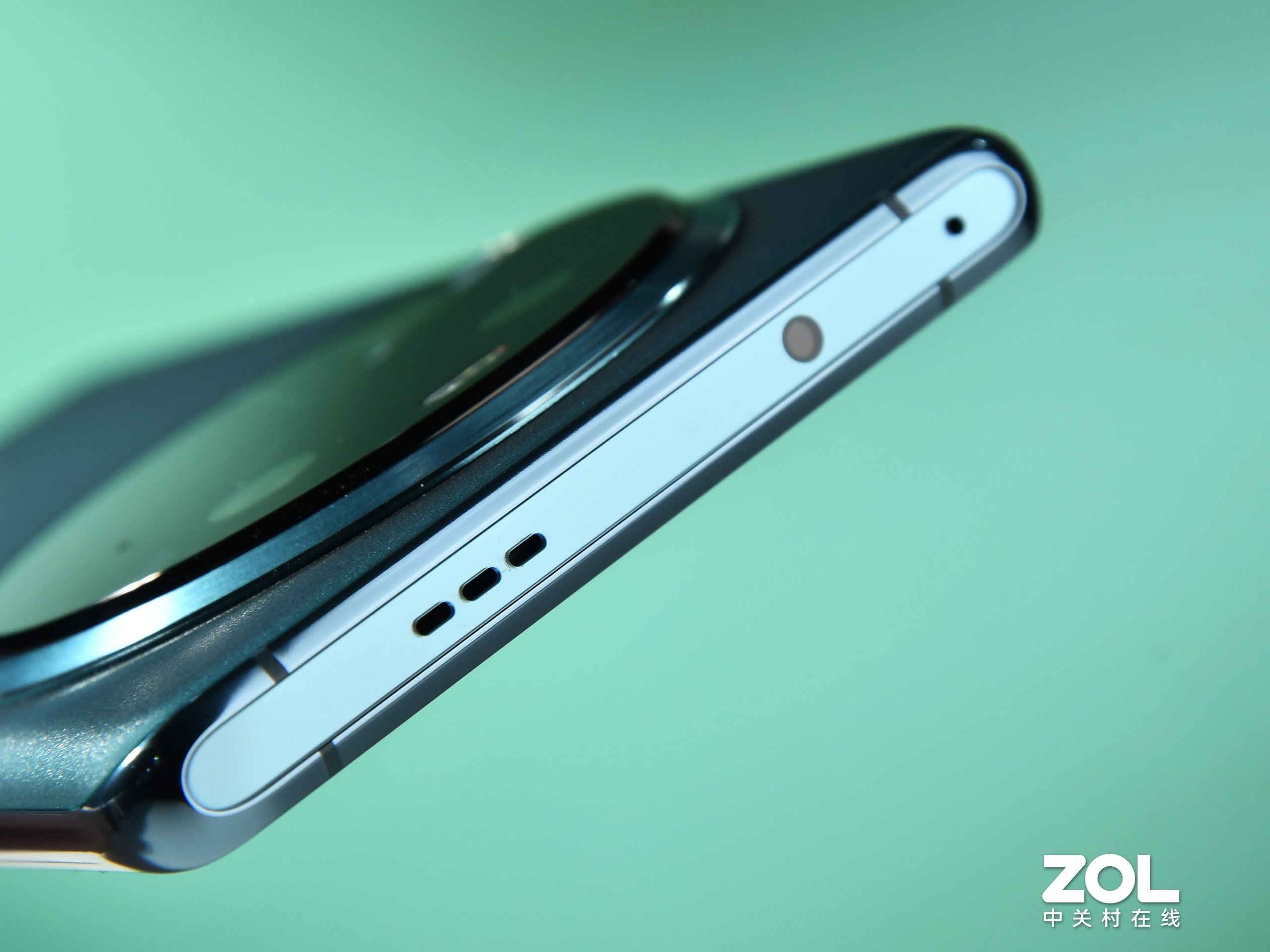 【有料评测】标准版也能打巅峰赛?OPPO Find X6全面评测