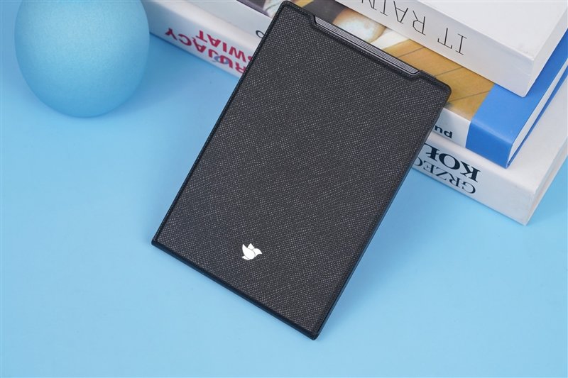 6英寸墨水屏带来全新听书体验!讯飞有声书评测:内置26种朗读主播 方言英语都能读