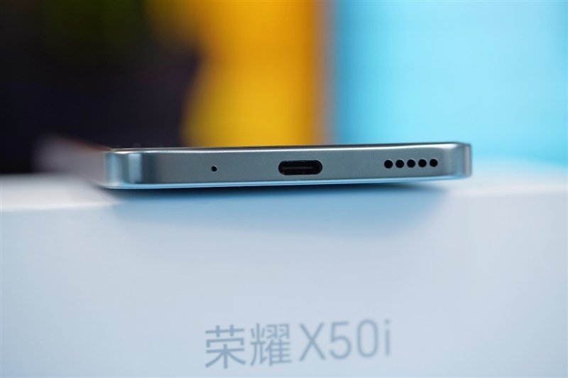 一亿像素兼顾轻薄!荣耀X50i评测:超大双存千元行列新标杆
