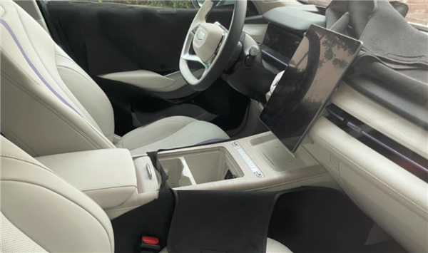 风格大变 颜值提升!全新吉利星瑞内饰曝光 银河L6同款设计