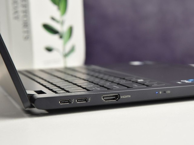 1.1kg超轻Evo认证商务本 宏碁TravelMate航海家P6评测