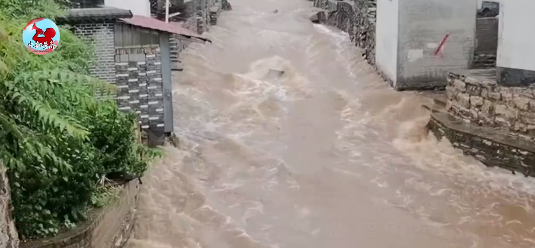 河北邢台持续强降雨之后|图源：@中部号角新媒体中心 视频截图