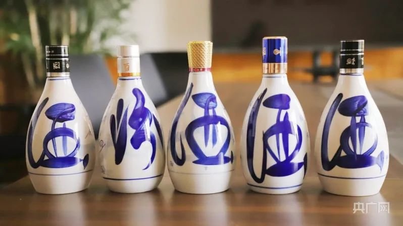 一般人很难分清”！“青花汾酒”山寨包装乱象丛生