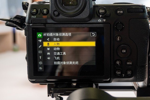 27999元的小“Z9” 尼康Z8全画幅相机新品成P&amp;E展会焦点