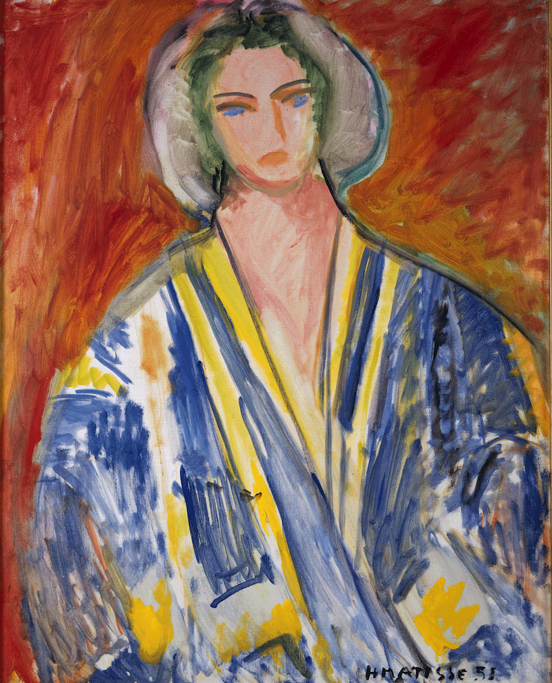 亨利&middot;马蒂斯，《穿蓝色冈多拉宽袍的女子》，1951年12月于尼斯市，布面油彩，81 &times; 64.8 cm。法国北方省省立马蒂斯美术馆，勒卡托-康布雷齐。地区美术馆购藏基金和遗产基金支持购藏，1992年，Inv. 1992-9。图片由法国北方省省立马蒂斯美术馆，佛洛里安&middot;克莱奈芬提供 。 &copy;Succession H. Matisse 2023。