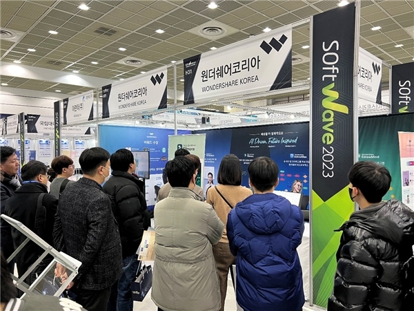 万兴科技携旗下创意产品亮相韩国最大软件展览会 AI创意解决方案吸睛无数