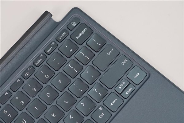 小米首款二合一笔记本!小米笔记本12.4图赏