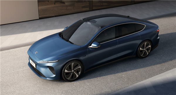 直播中!蔚来李斌实测150kWh电池包续航:百公里能耗14.7kWh