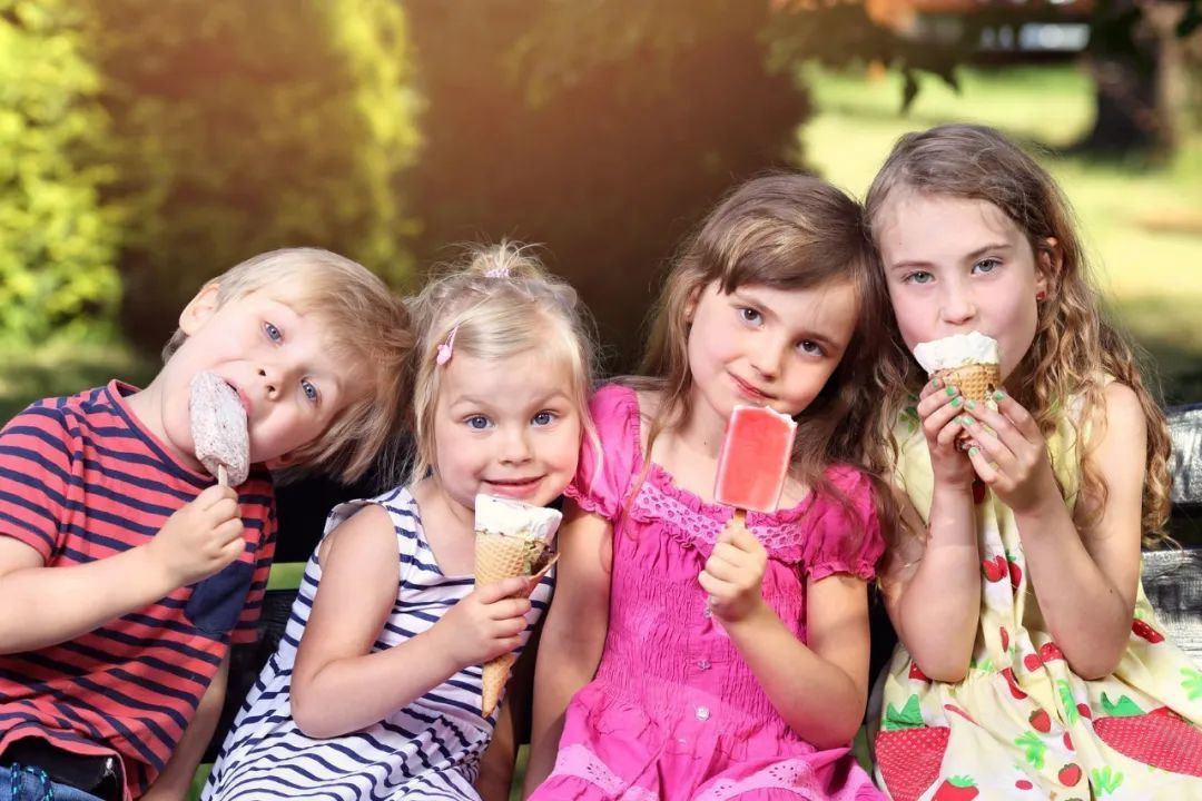 品牌跨界推出冰淇淋，你粉哪一支？
