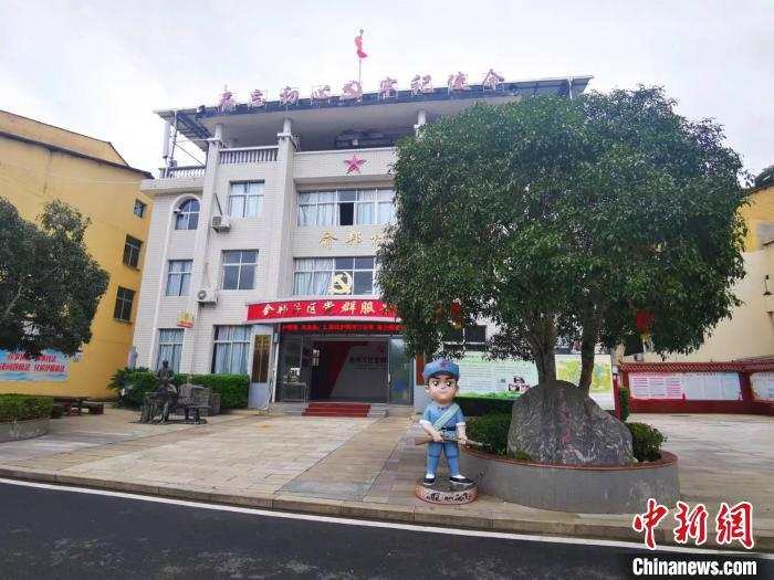 俞邦村是革命老区村。中新网记者雷朝良摄