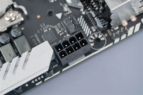 小主机选它没错!铭瑄终结者B760ITX D4 WIFI主板图赏