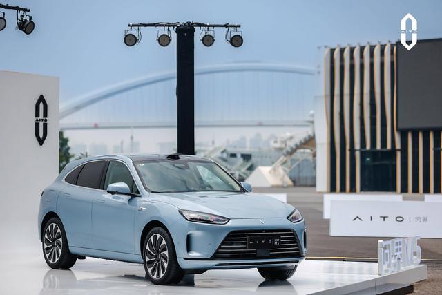 aito问界m5:智驾版起航,标准版亮相_凤凰网汽车_凤凰网