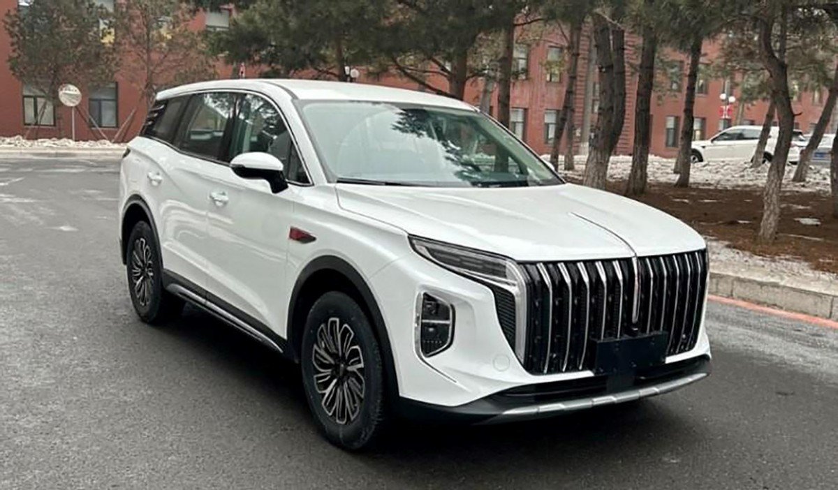 尺寸优于汉兰达 提供5/6/7三种座椅布局 红旗HS6实车曝光