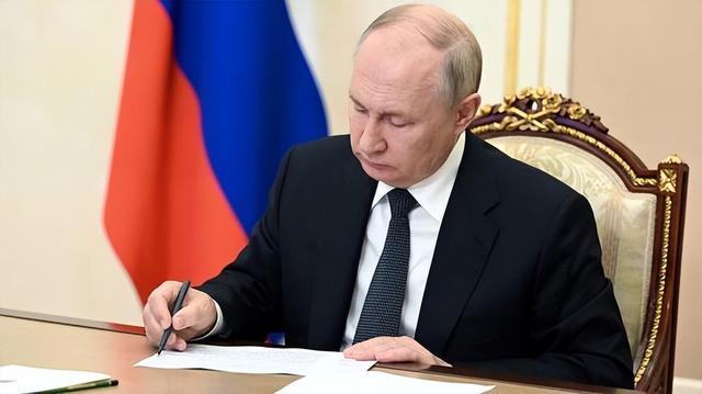 普京签署法令：俄征兵年龄上限提高至30岁