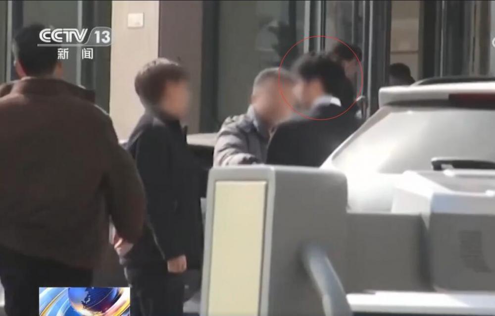 陈某被抓捕。