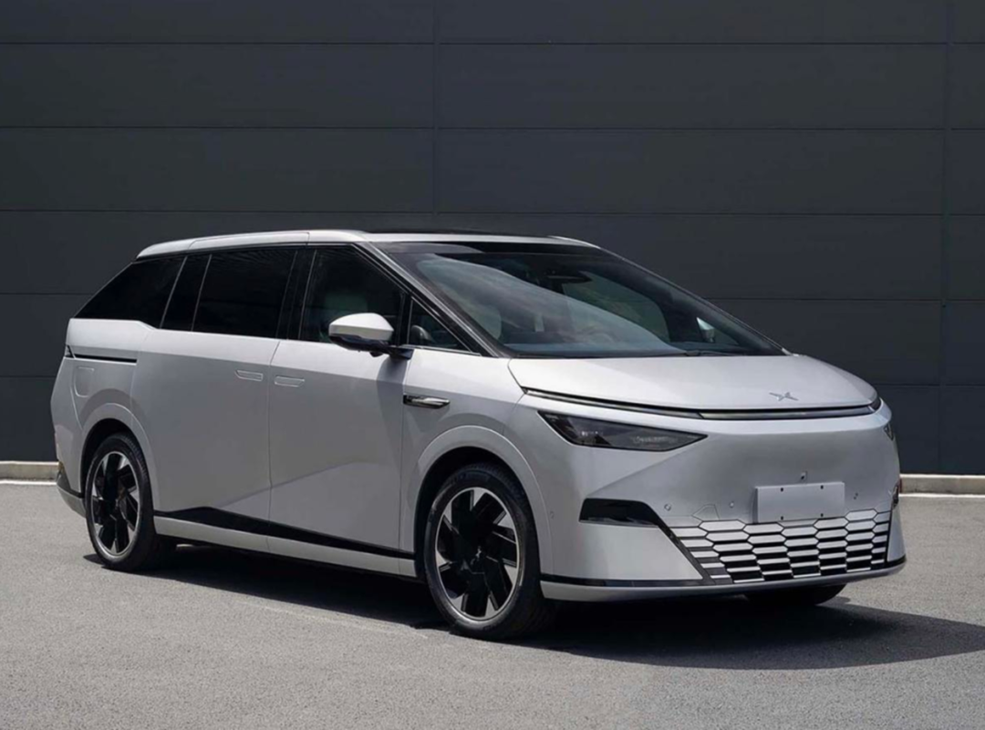 又大又丑的MPV“保姆车”,成了车企的新战场