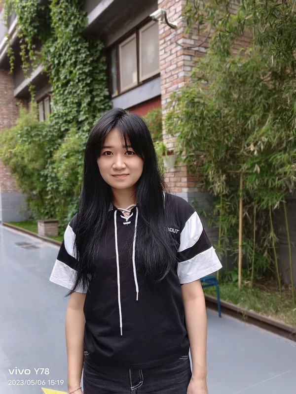 使用vivo Y78拍摄(人像模式)