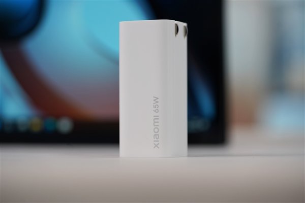 小米首款二合一笔记本!小米笔记本12.4图赏