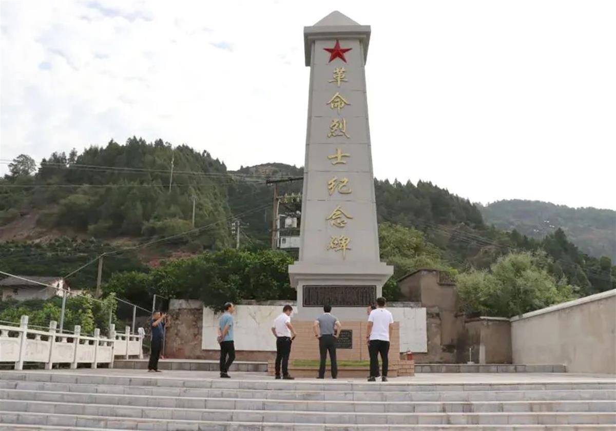 迁建修缮烈士纪念设施，让英雄的故事被更多人知晓（修缮烈士陵园后的评价怎么写）
