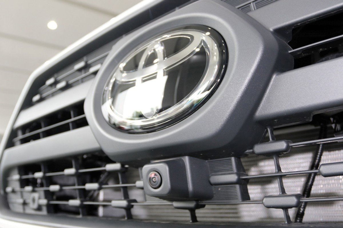 探店新RAV4荣放:全能超进化!北美探险版来了!玩的就是野!