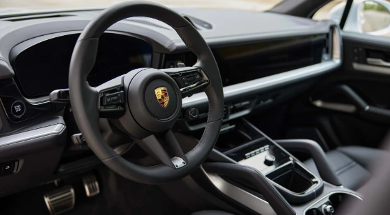 首次进入国内市场!保时捷卡宴Turbo混动版上市 动力配置史上最强