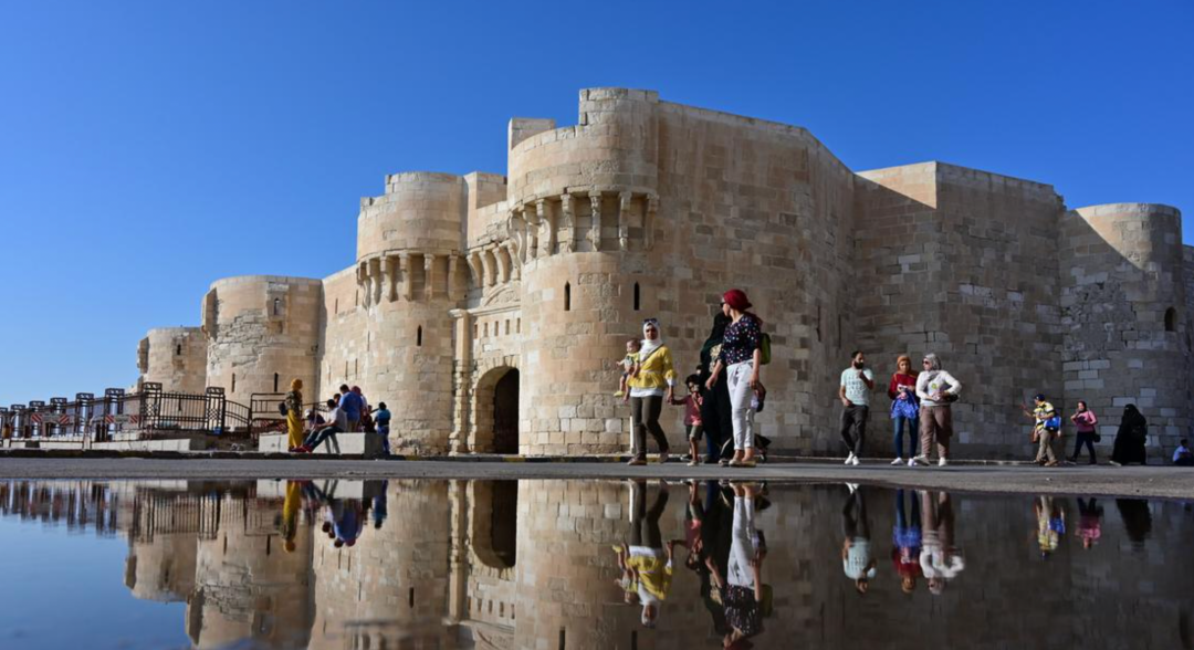 埃及盖特贝城堡受到海平面上升的威胁。图源：dw
